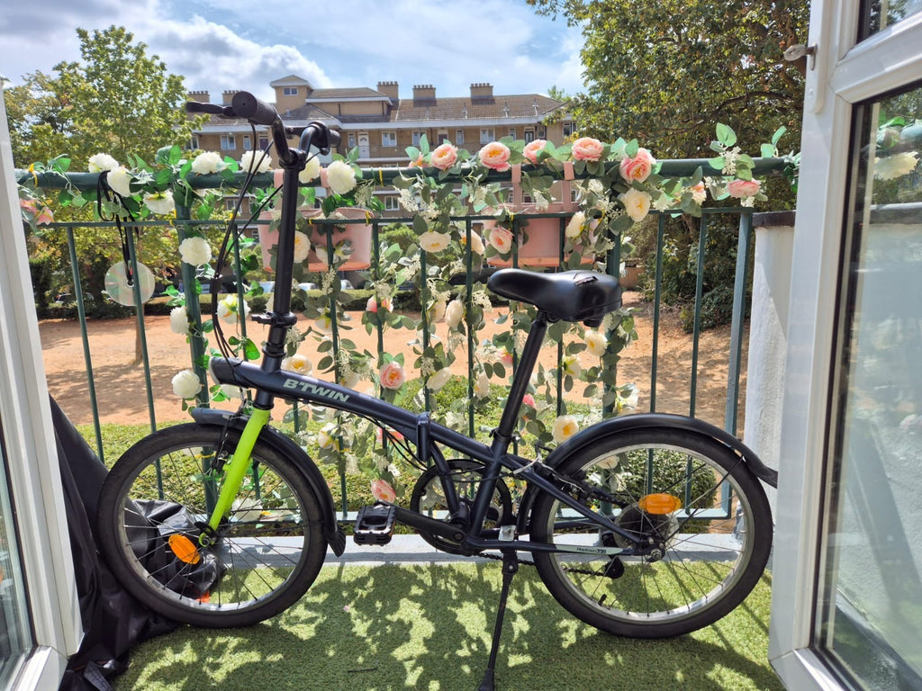 B’TWIN Hoptown 320 20in Folding Bike 6 Speed Blue/Green Mudguards Kickstand