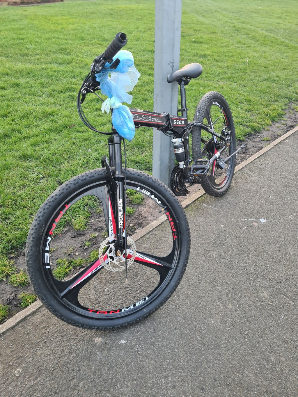 Trio Blade Folding Bike