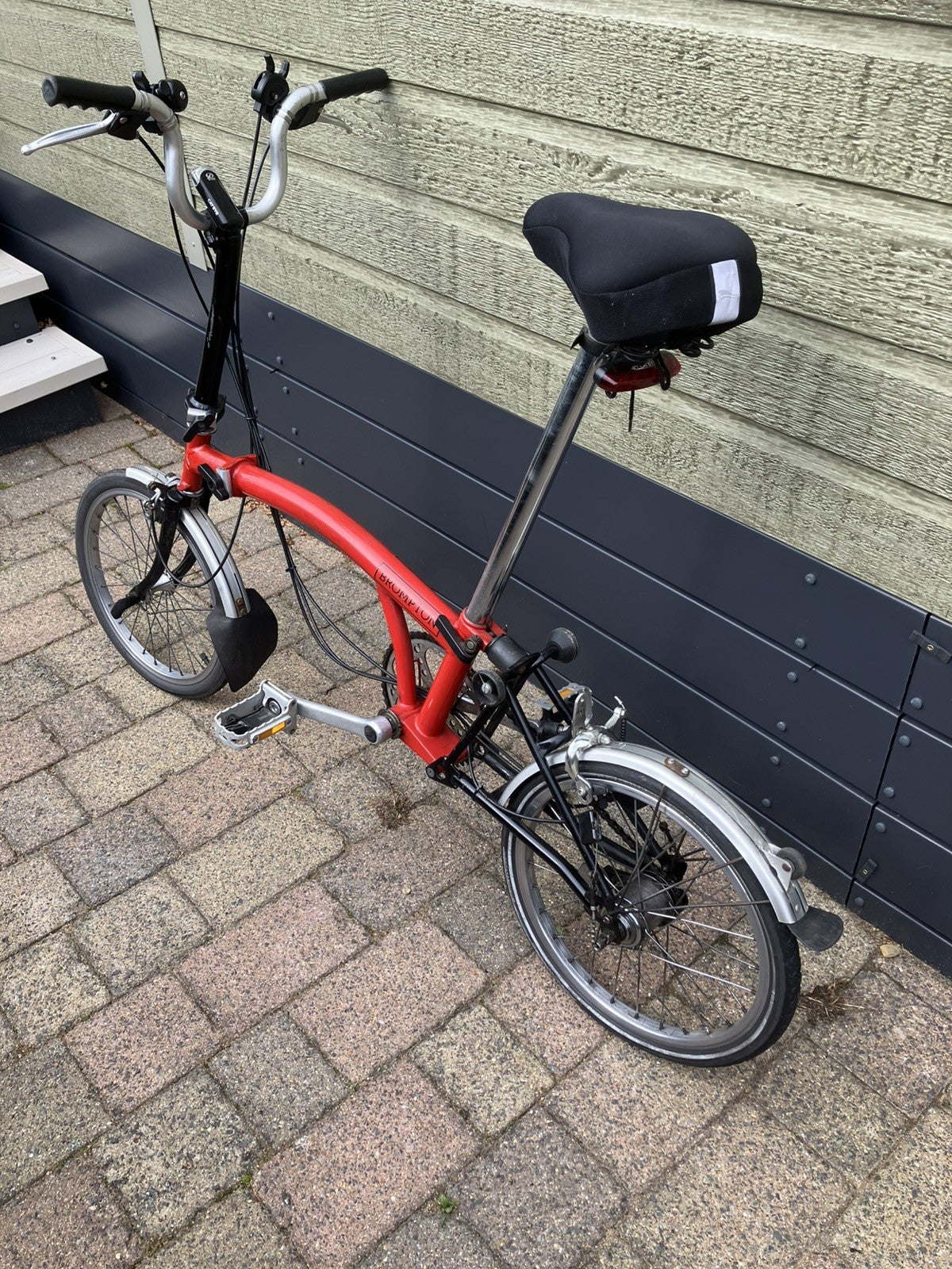 Brompton M6L Folding Bike Red