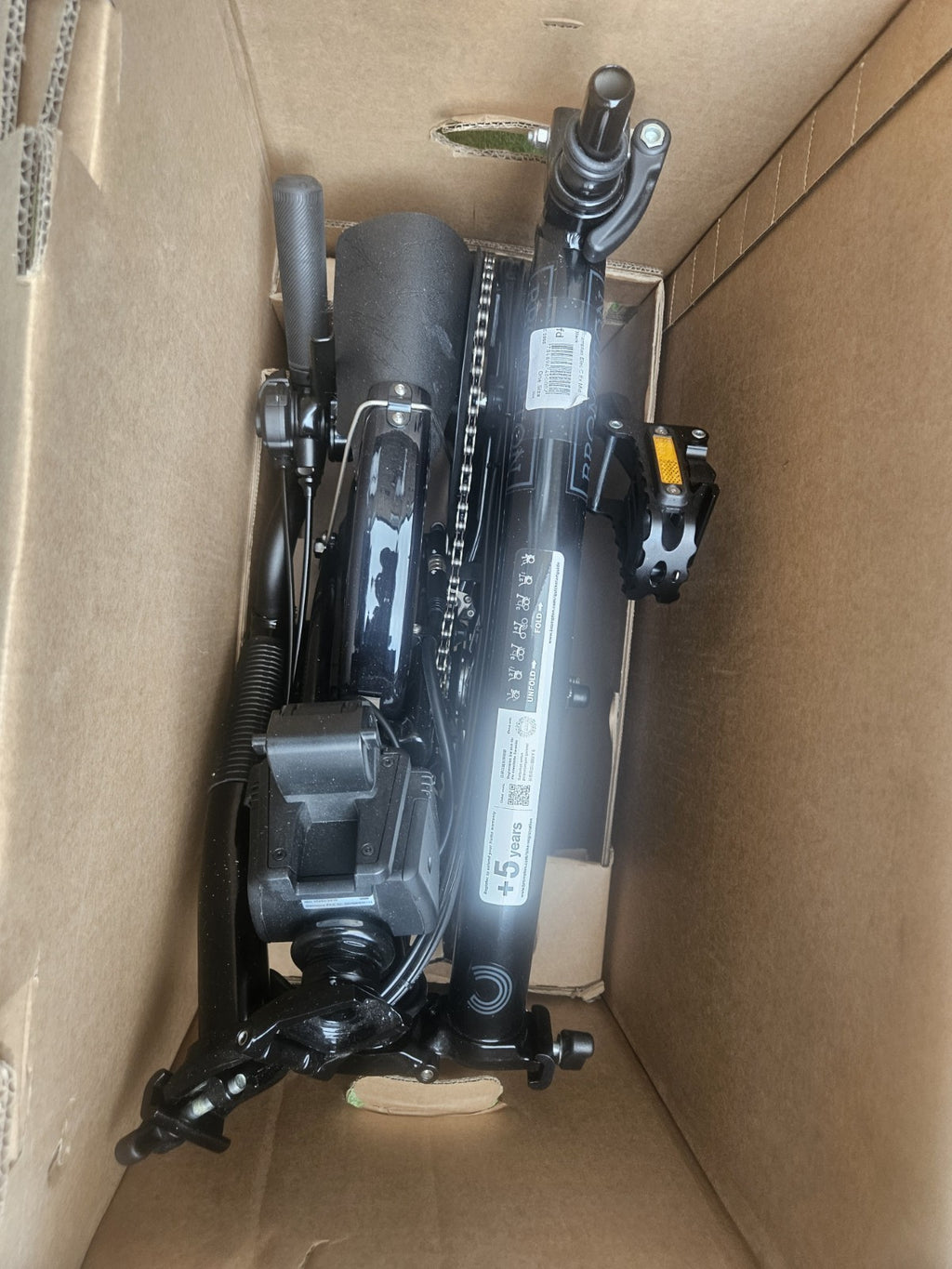 Brompton Electric C Line - 4 Speed - Mid Handlebar  Black Folding Bike