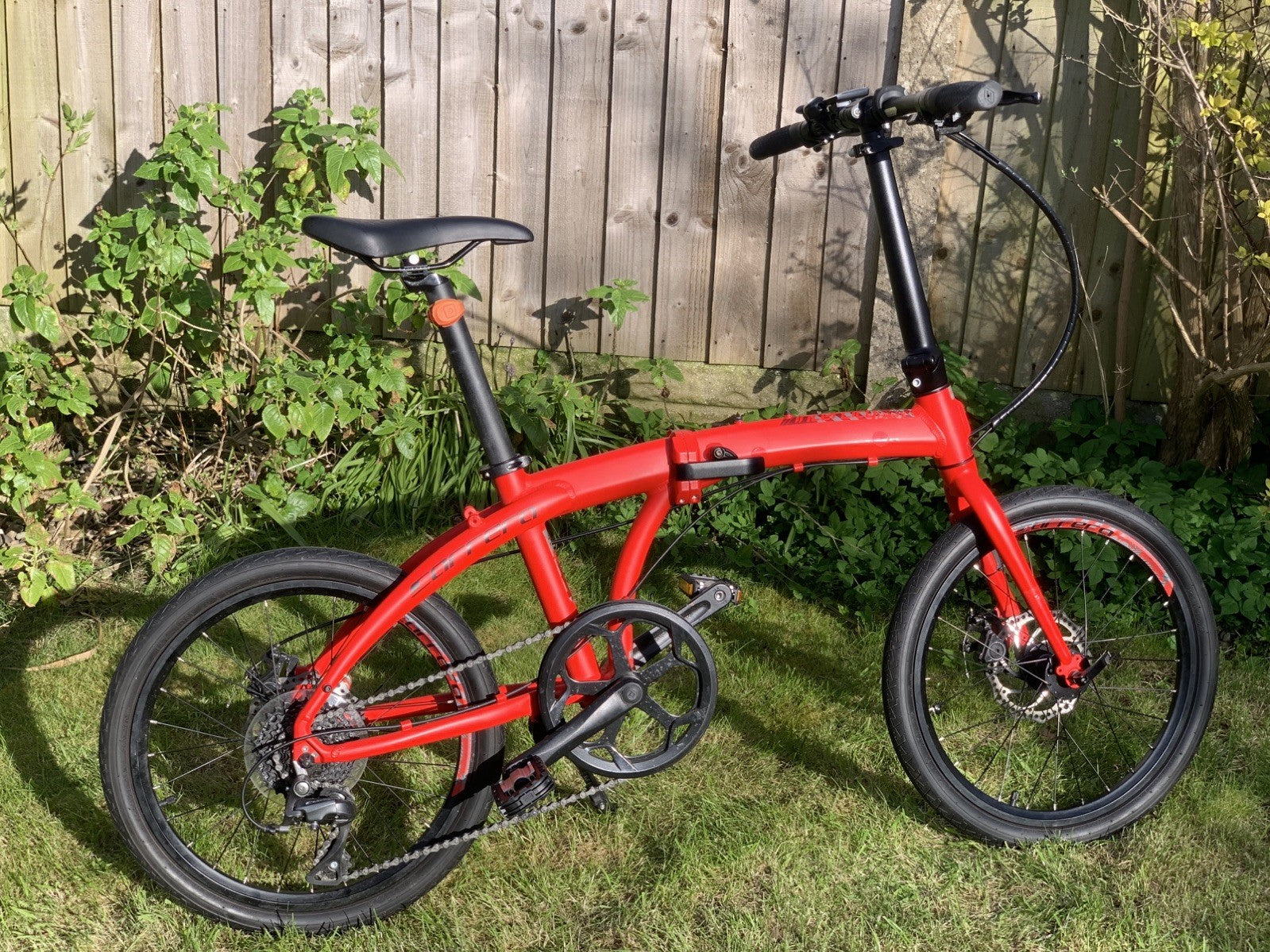 Carrera Intercity Folding Bike 20" Wheels *Extras*