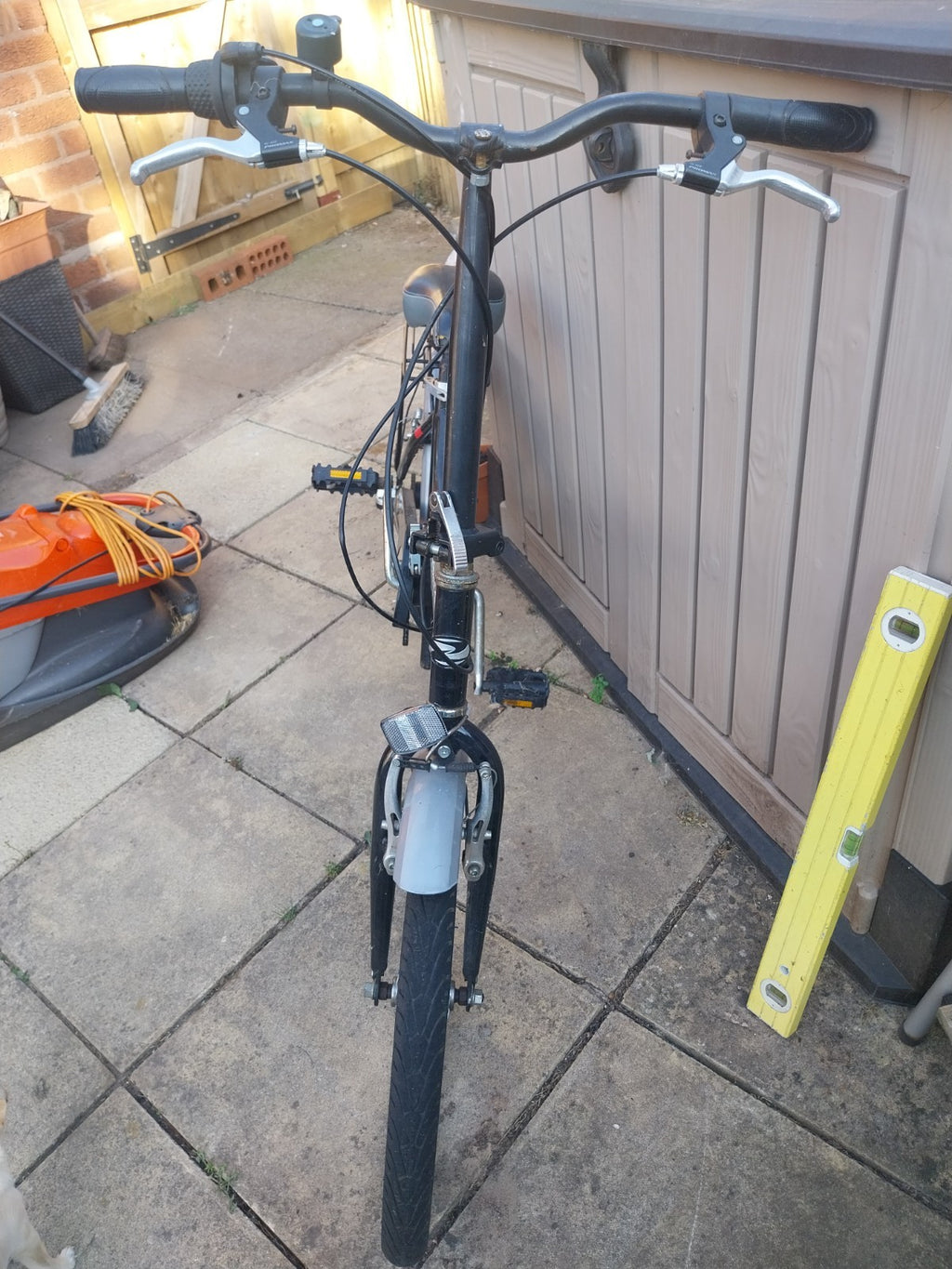 Dawes diamond folding bike