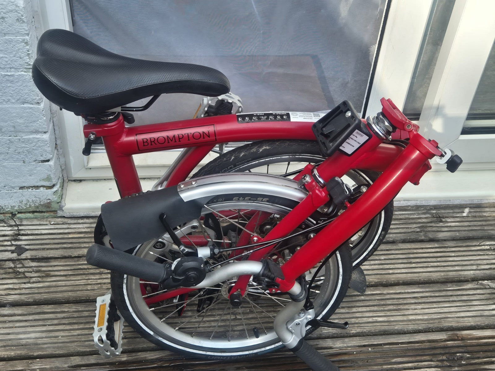 Brompton M3L Folding Bike 3-Speed, Red, Excellent Condition, Barely Used
