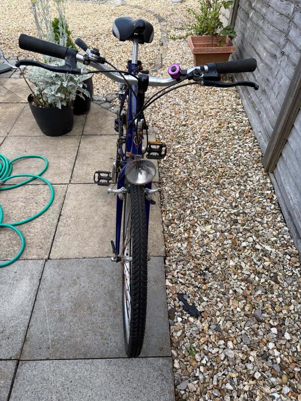 Montague BiFrame Folding Bike Blue (men's) 26 inch wheels.