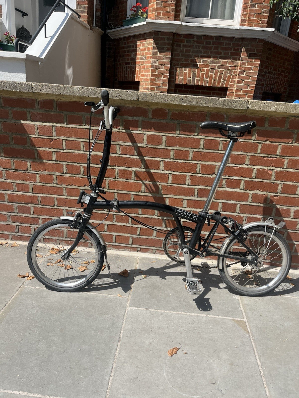 Brompton Folding Bike 3-Speed, Black