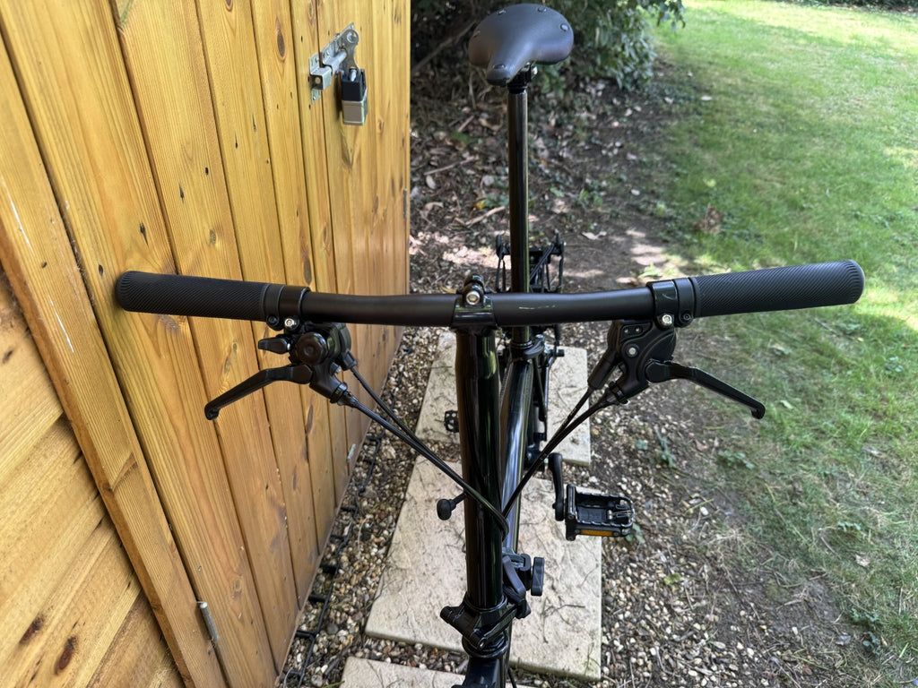 Brompton C‑Line S6L Black Edition Roller Rack – Low Handlebar – 6‑Speed - Brooks