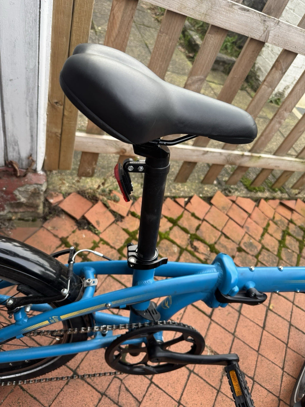 Tern Link C8 Folding Bike 8 Speed – Blue – Schwalbe Big Apple – Great Condition