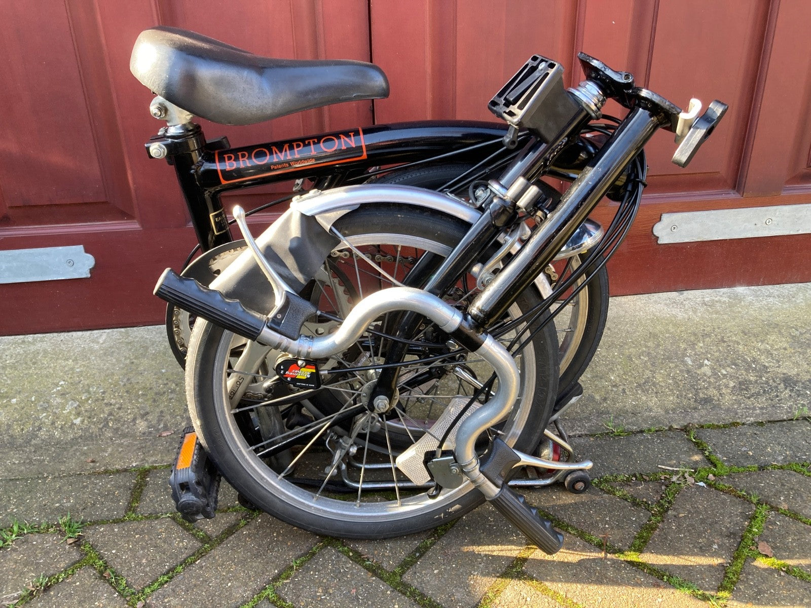 Brompton T5 folding bike in Black