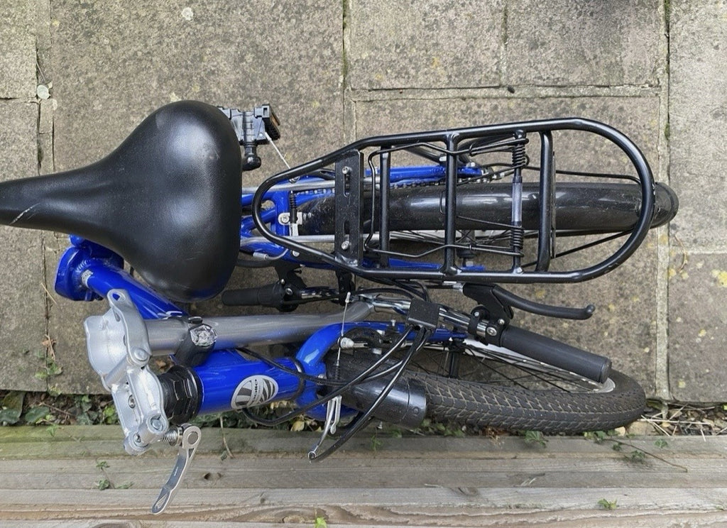 Apollo Tuck Folding Bike, excellent condition, cost over £350