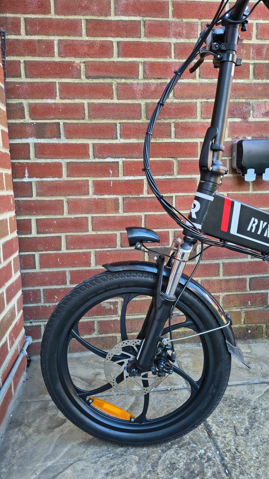 Rymic 20LVXD30 20inch Folding City Bike, front suspension, lights, pannier rack