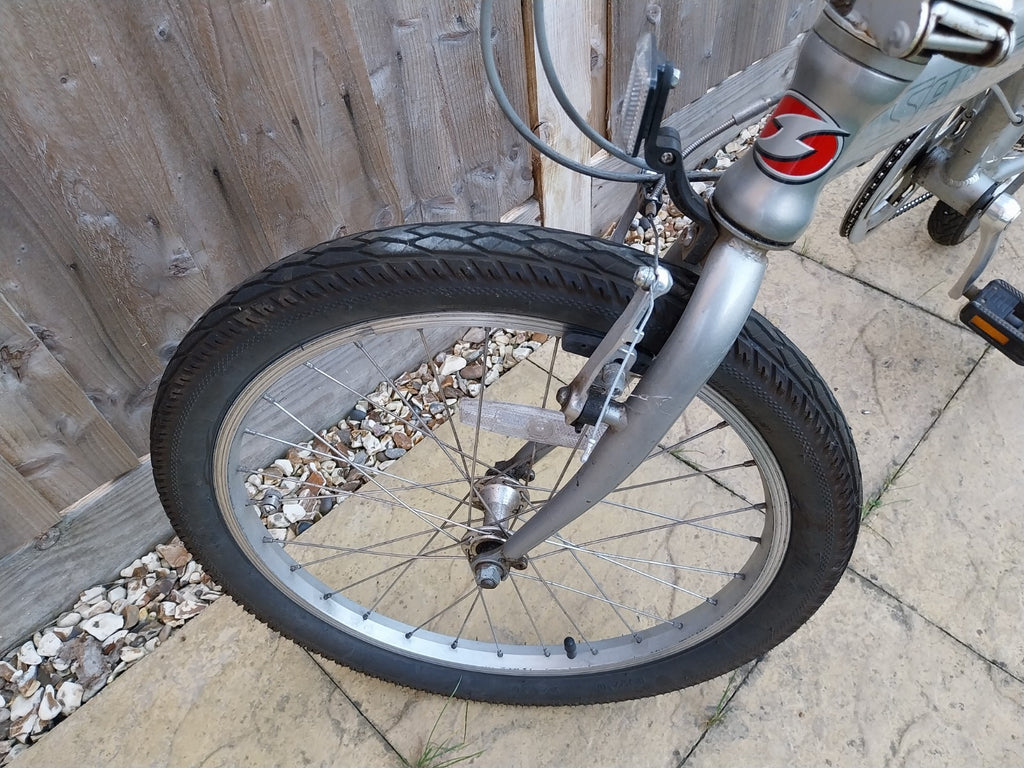 Folding 20-inch bike, Saracen Compact, 6 speed