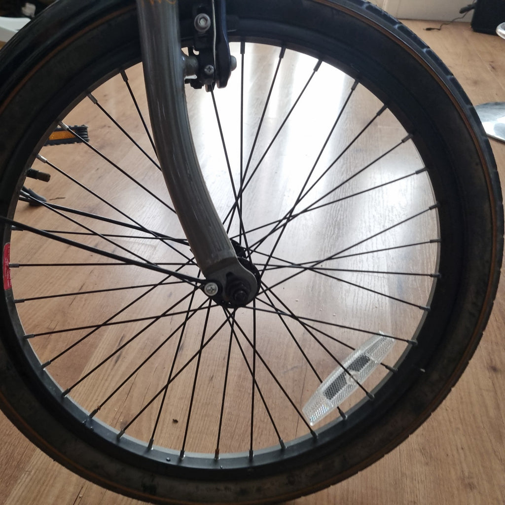 Raleigh Evo Two Folding Bike – great  Condition