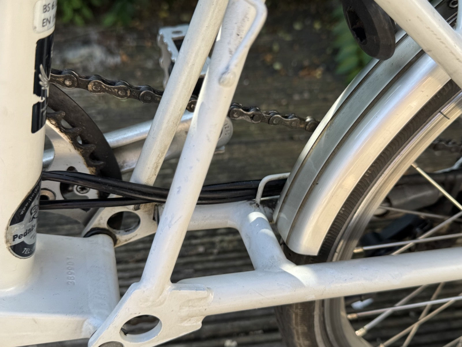 Brompton 2012 P6R folding bicycle 6 Speed, White