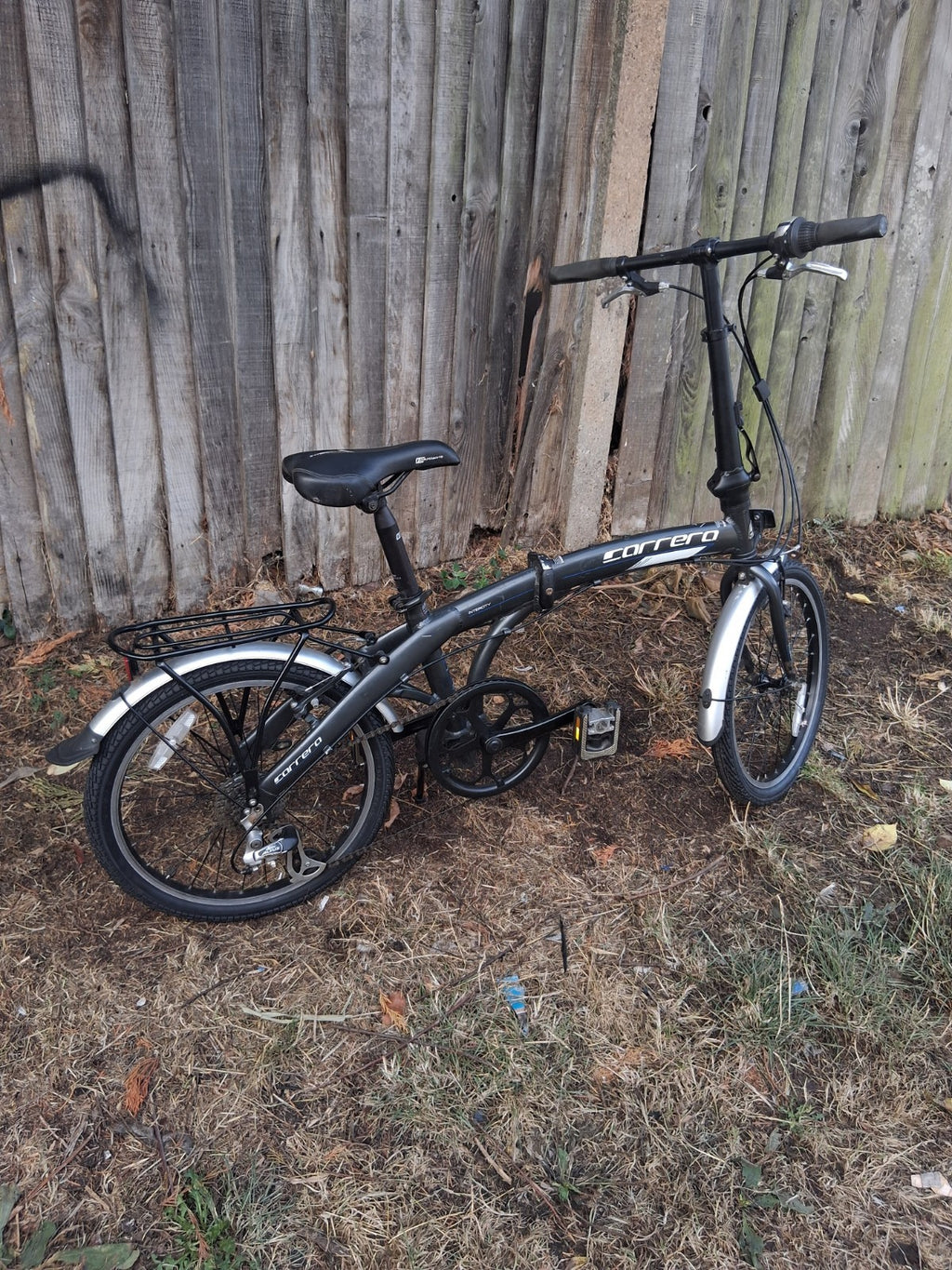 Carrera Intercity 8-Speed 20'' Folding Bike Wheels Black