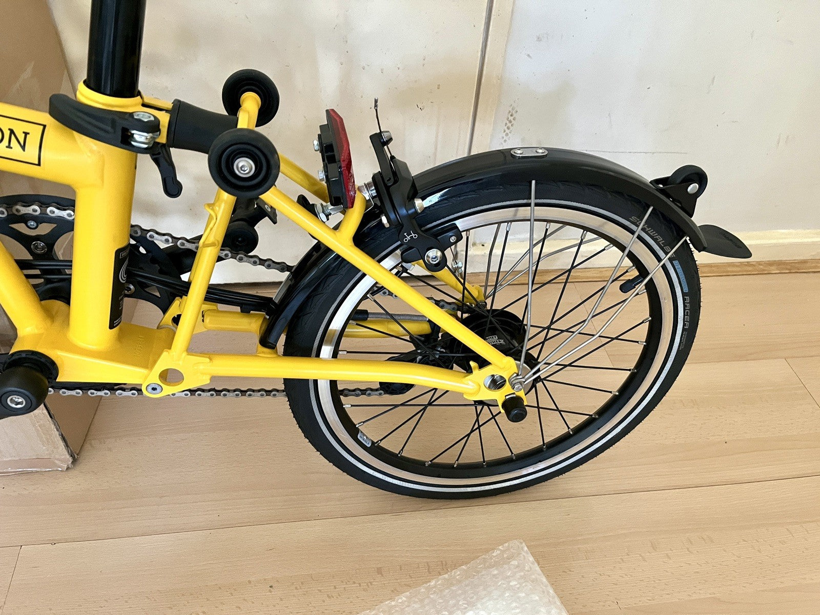 Brompton C Line Explore 6 Speed Mid Bar - Bumblebee Yellow / Black New