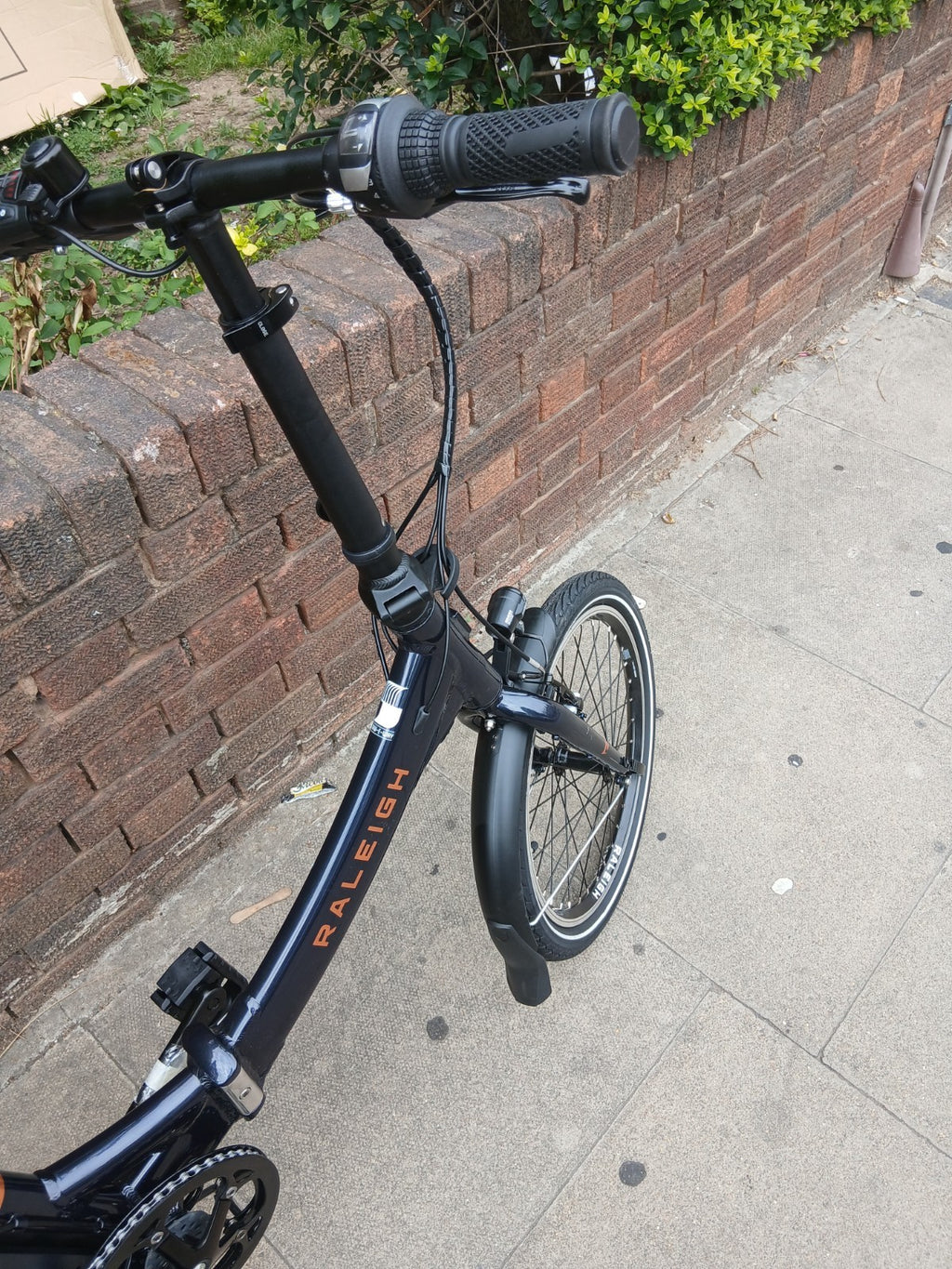 Raleigh Evo 7sp Folding Bicycle 20inch Wheels 7 Speed