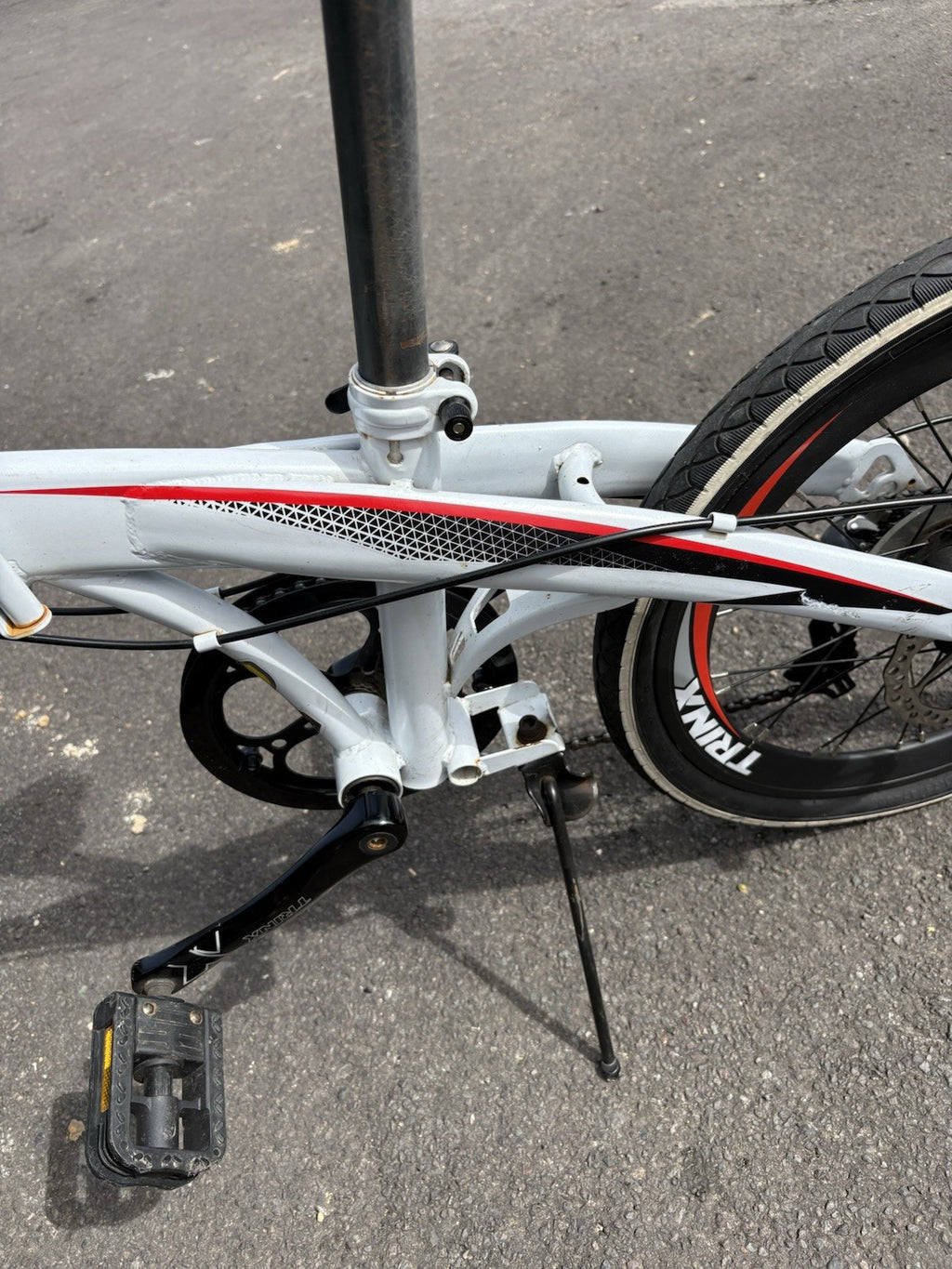 Folding Adults Bike Shimano 7 Speed , 20 Inch Wheels and Disc Brakes