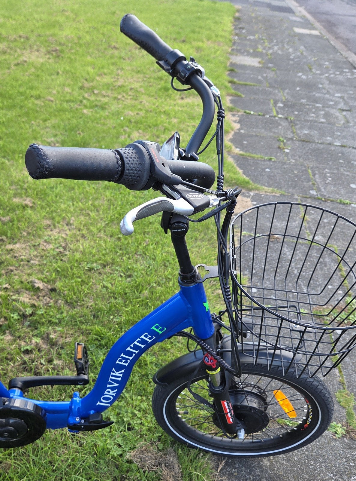 jorvik folding electric tricycle in superb condition Elite E Jete 20