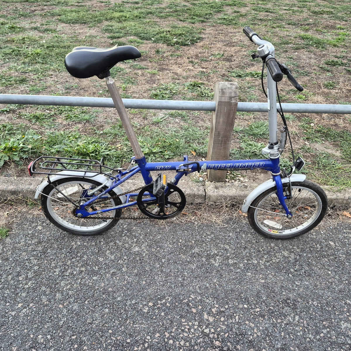 Land Rover Freelander City Folding Bicycle Blue