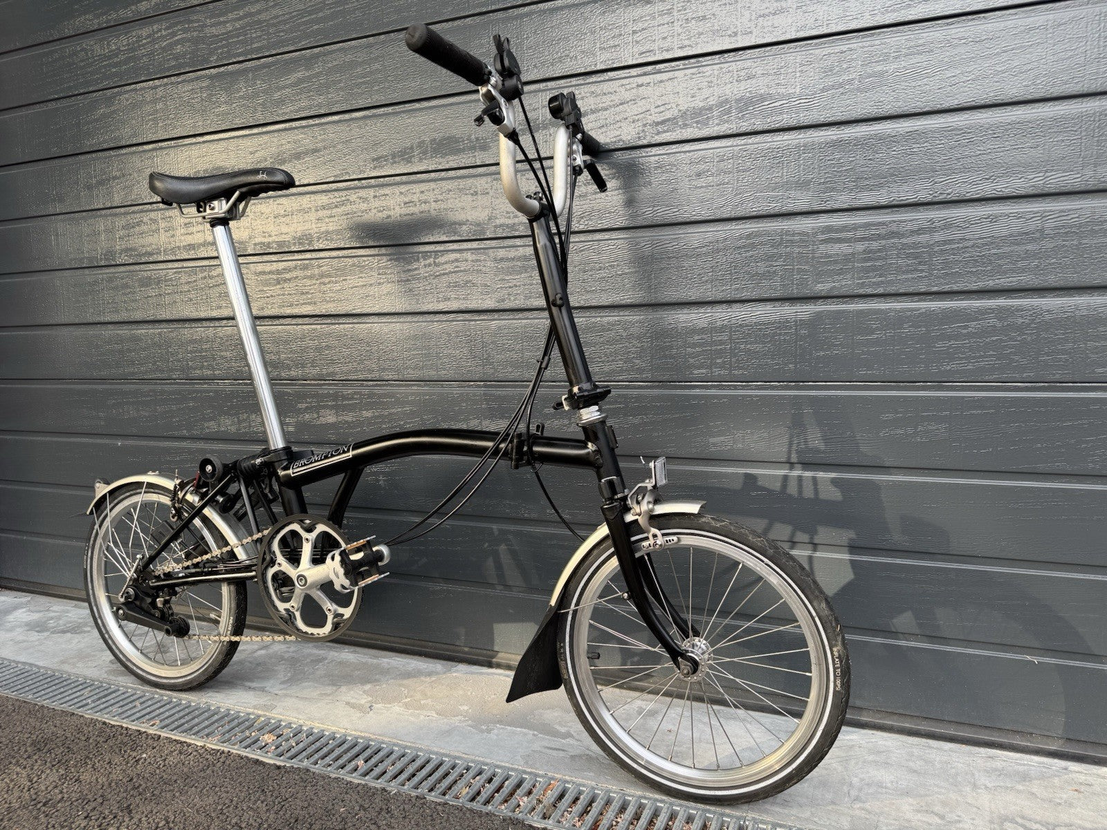Brompton M6L 6 Speed Ready to Go FREE DELIVERY