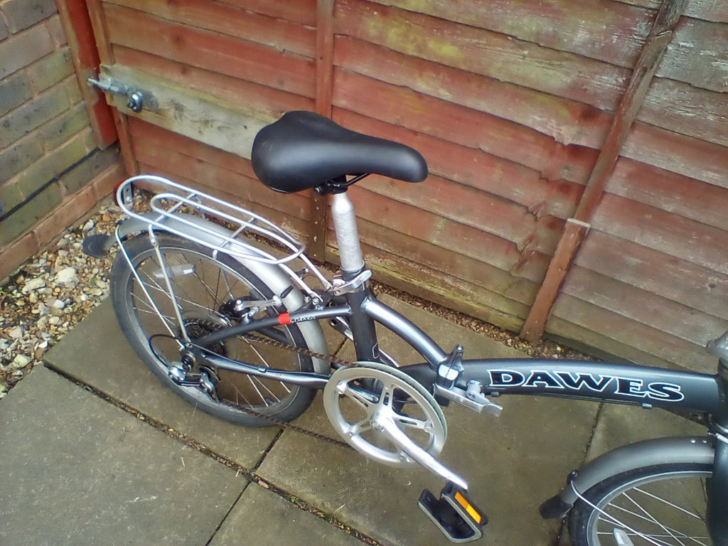 Dawes folding bike 6 gears 20 in wheels  used