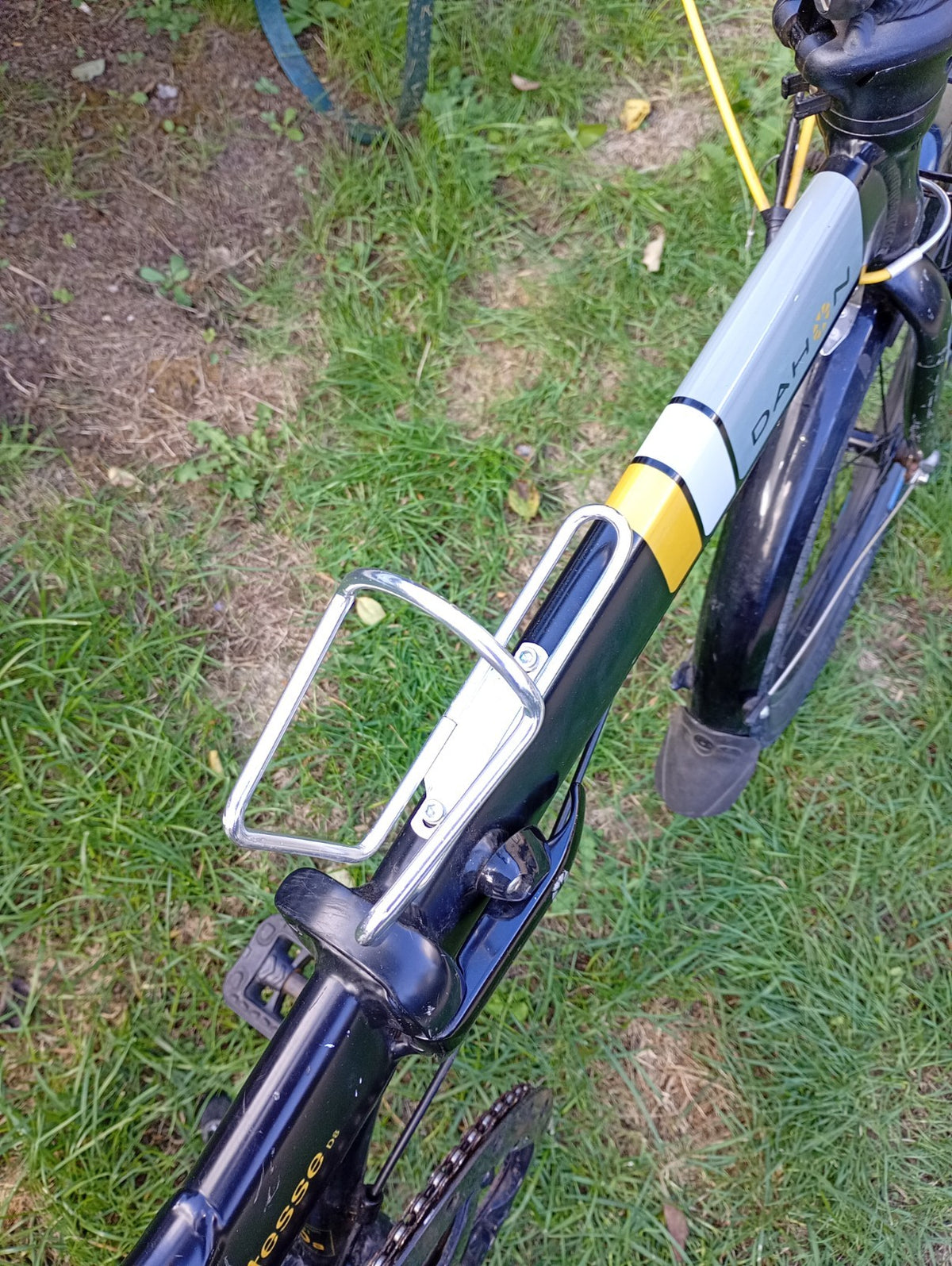 Dahon Vitesse D8 Aluminium Folding Bike 20" Black Wheels, 8-Speed Shimano Altus