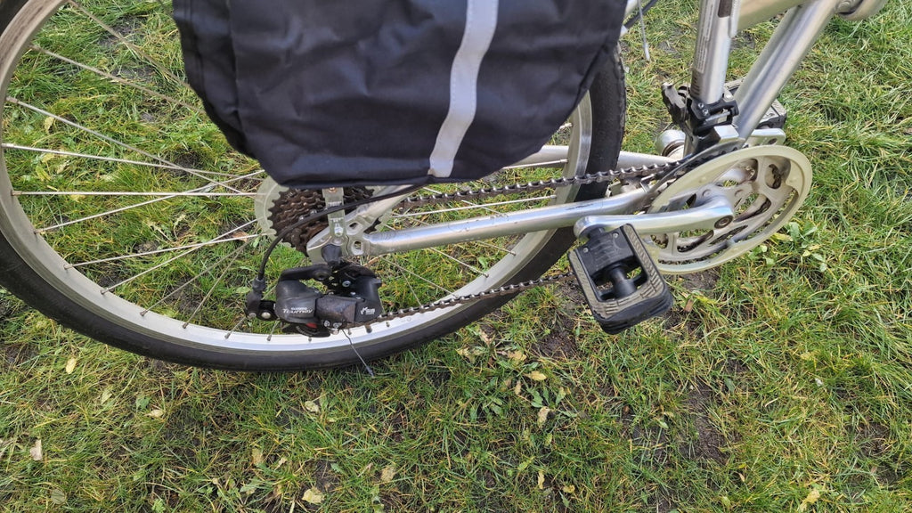 DAHON Espresso-7005  Folding Bike _26 " Wheell-_Silver Alliminium Frame_ Extras
