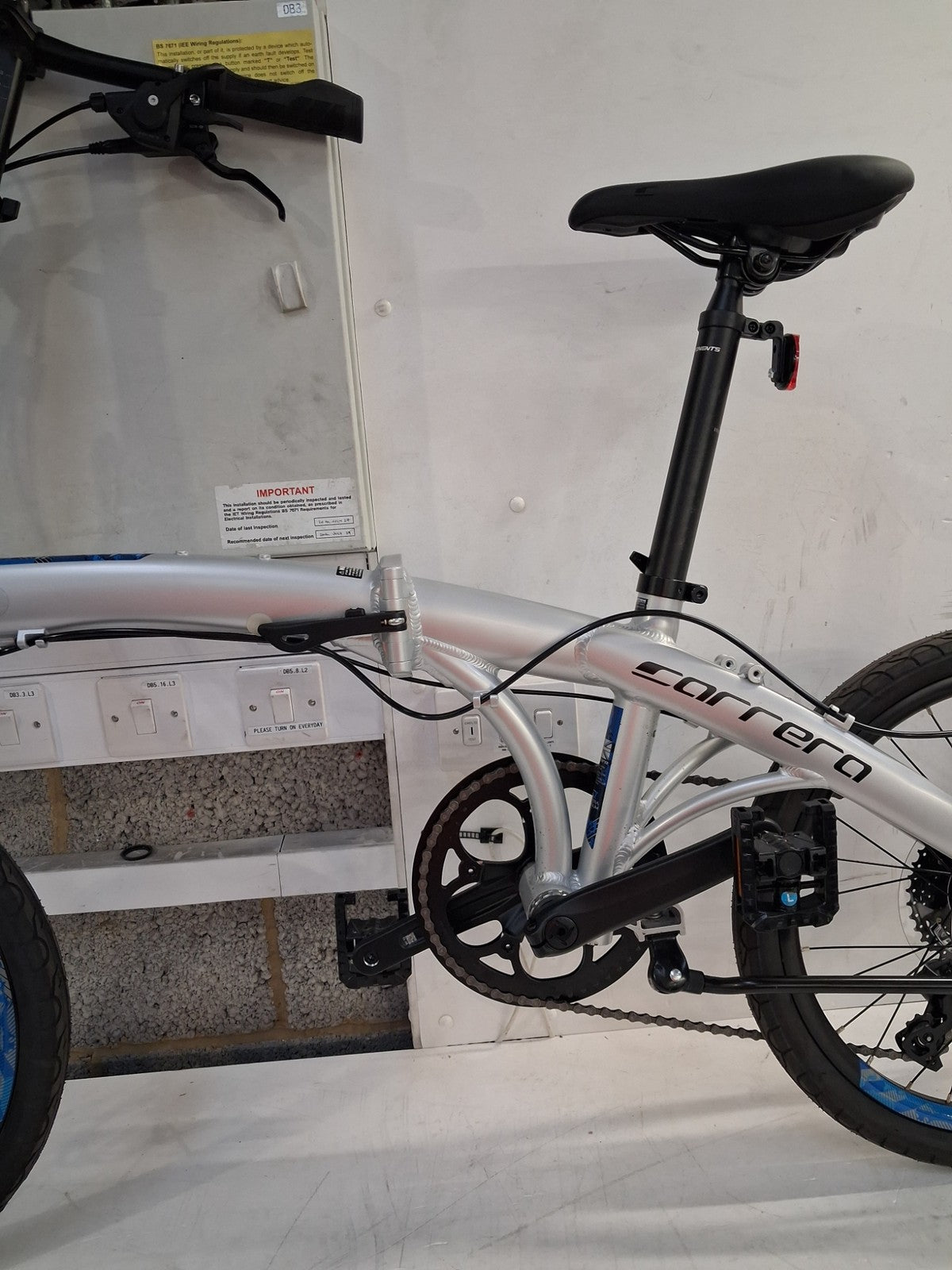 Carrera Intercity 2 Folding Bike 20in Wheels 9 Speed - Alloy - Silver (Marks)
