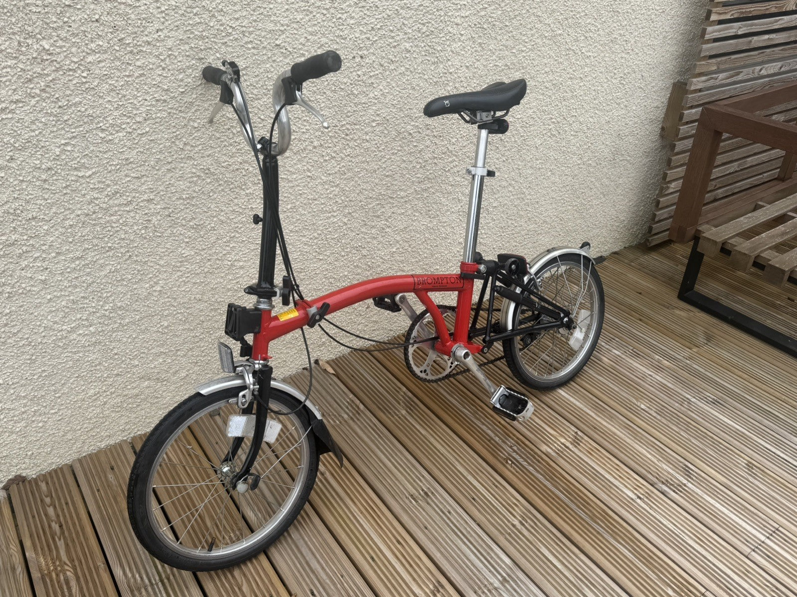 Brompton 3-speed folding bicycle, with telescopic seat post