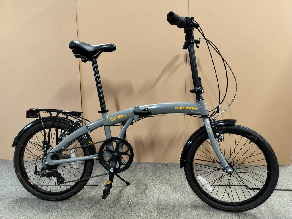 Raleigh Evo 2 Folding Bike - Grey - 7 Speed Hardly Used