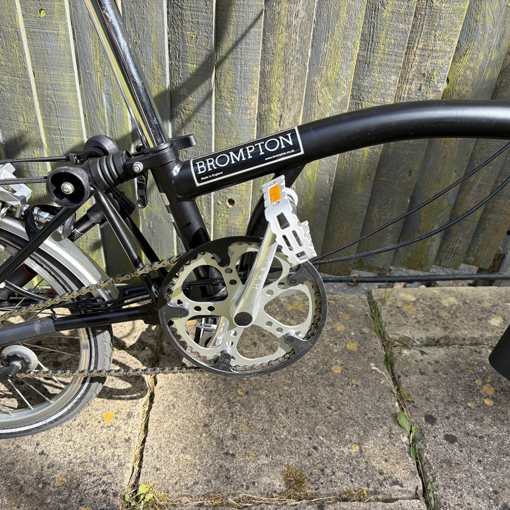 Brompton C-Line M3R Folding Bike with Brompton B Bag Travel Carry Roller Luggage