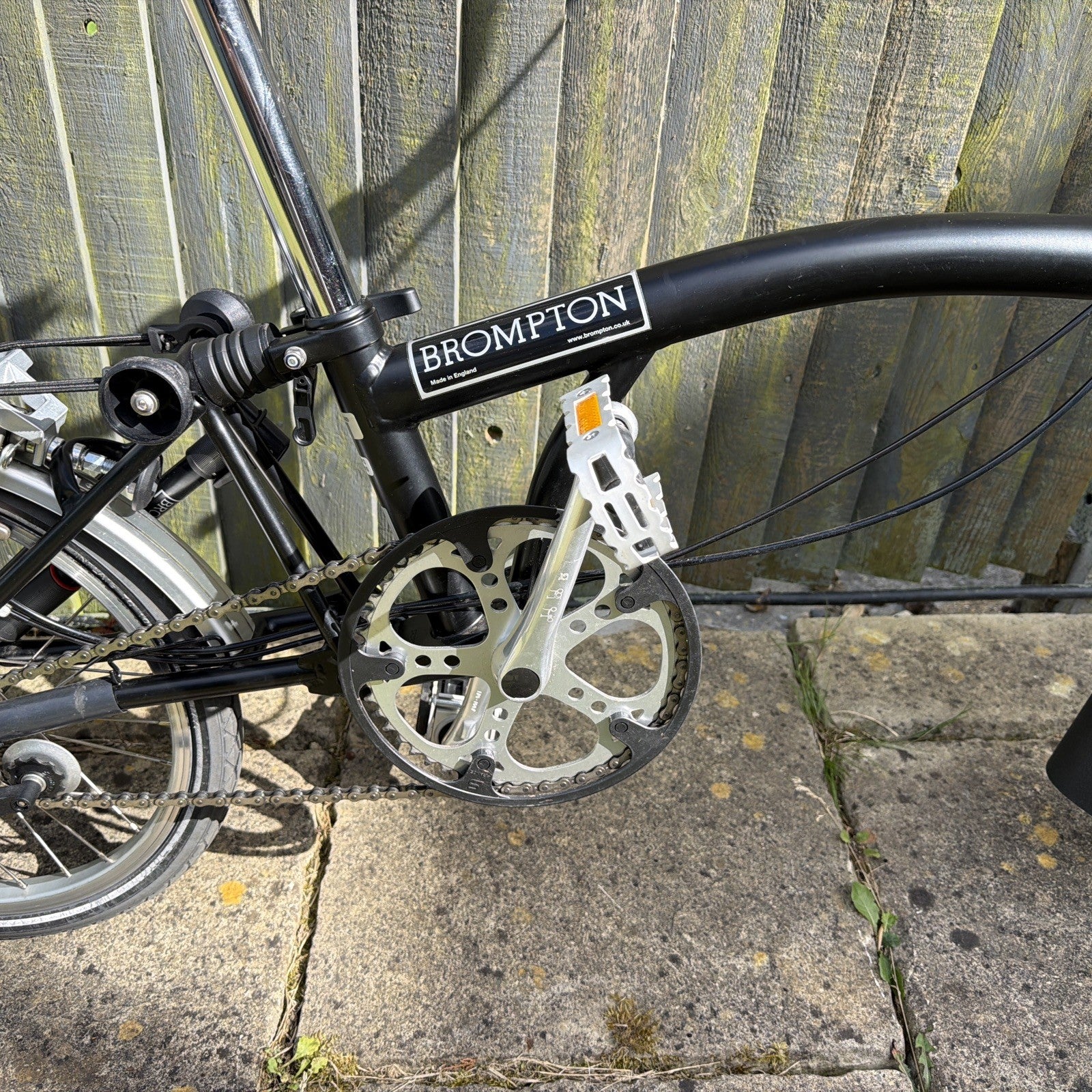 Brompton C-Line M3R Folding Bike with Brompton B Bag Travel Carry Roller Luggage