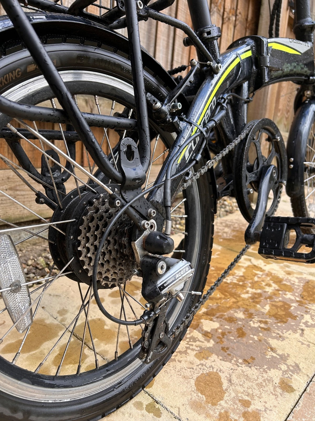 Carrera Crosscity E  Folding Bike Pedal Assist