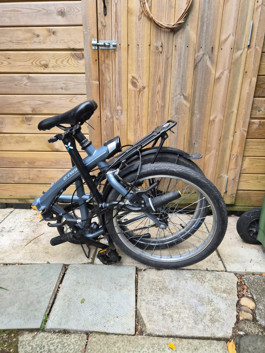 B'Twin Tilt 120 Folding Bike