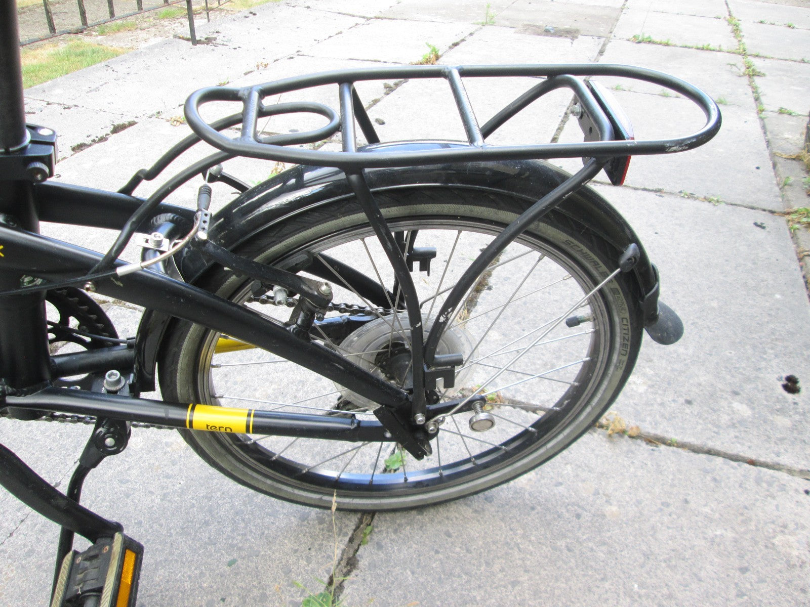 TERN LINK D8 FOLDING BIKE
