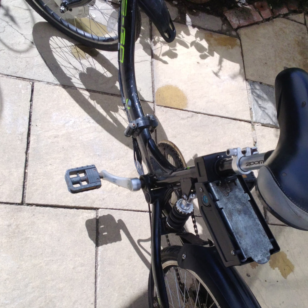 E-Go BYE-60 Folding Bike 24 in Wheel Size Black & Green