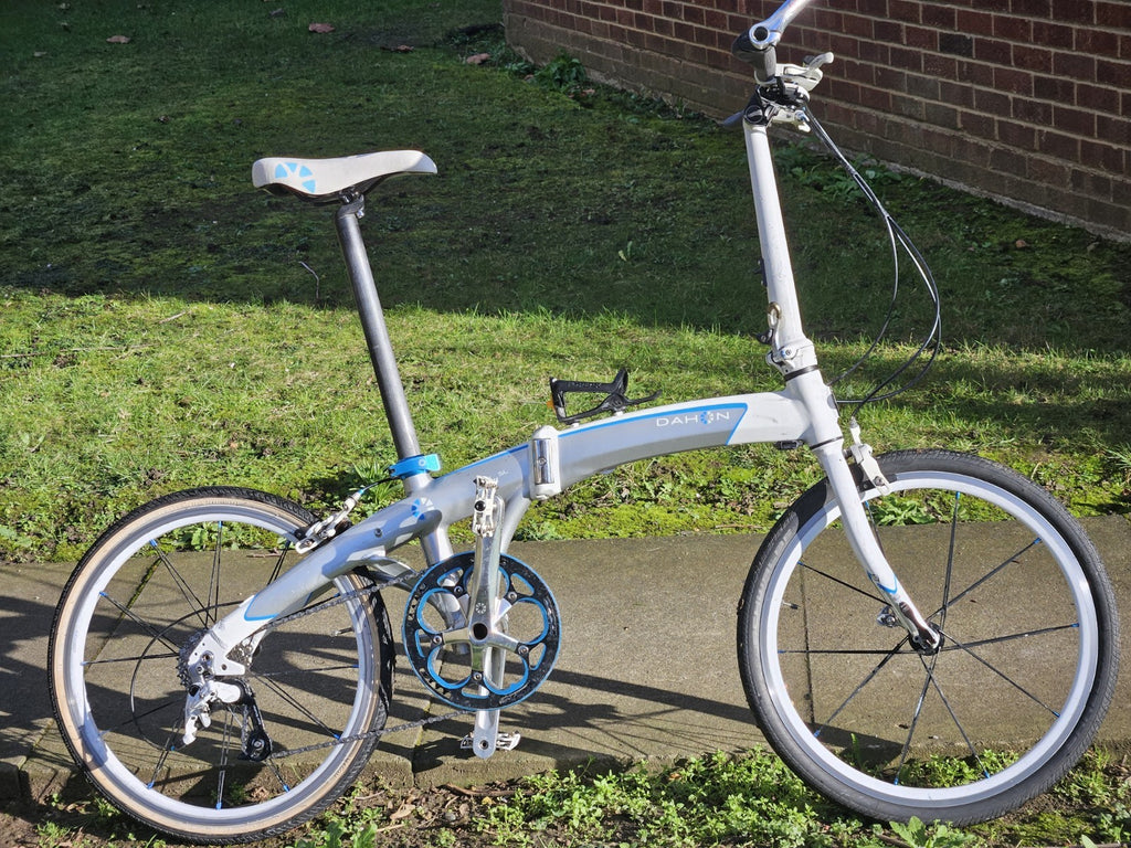 Dahon Mu SL Folding Bike Unisex 10 Speed Super Light Bike White