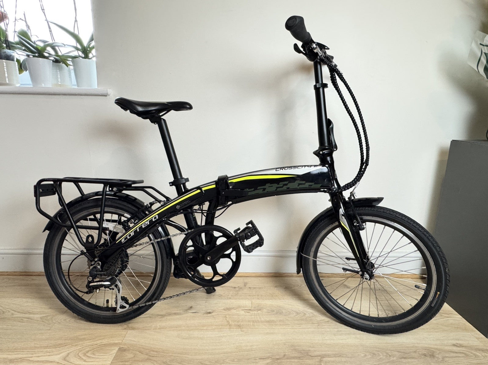 Carrera Crosscity  Bike Pedal Assist
