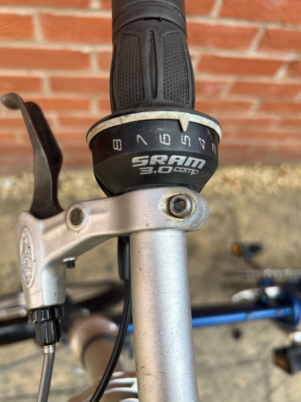 Dahon mu p8 folding bike in great condition