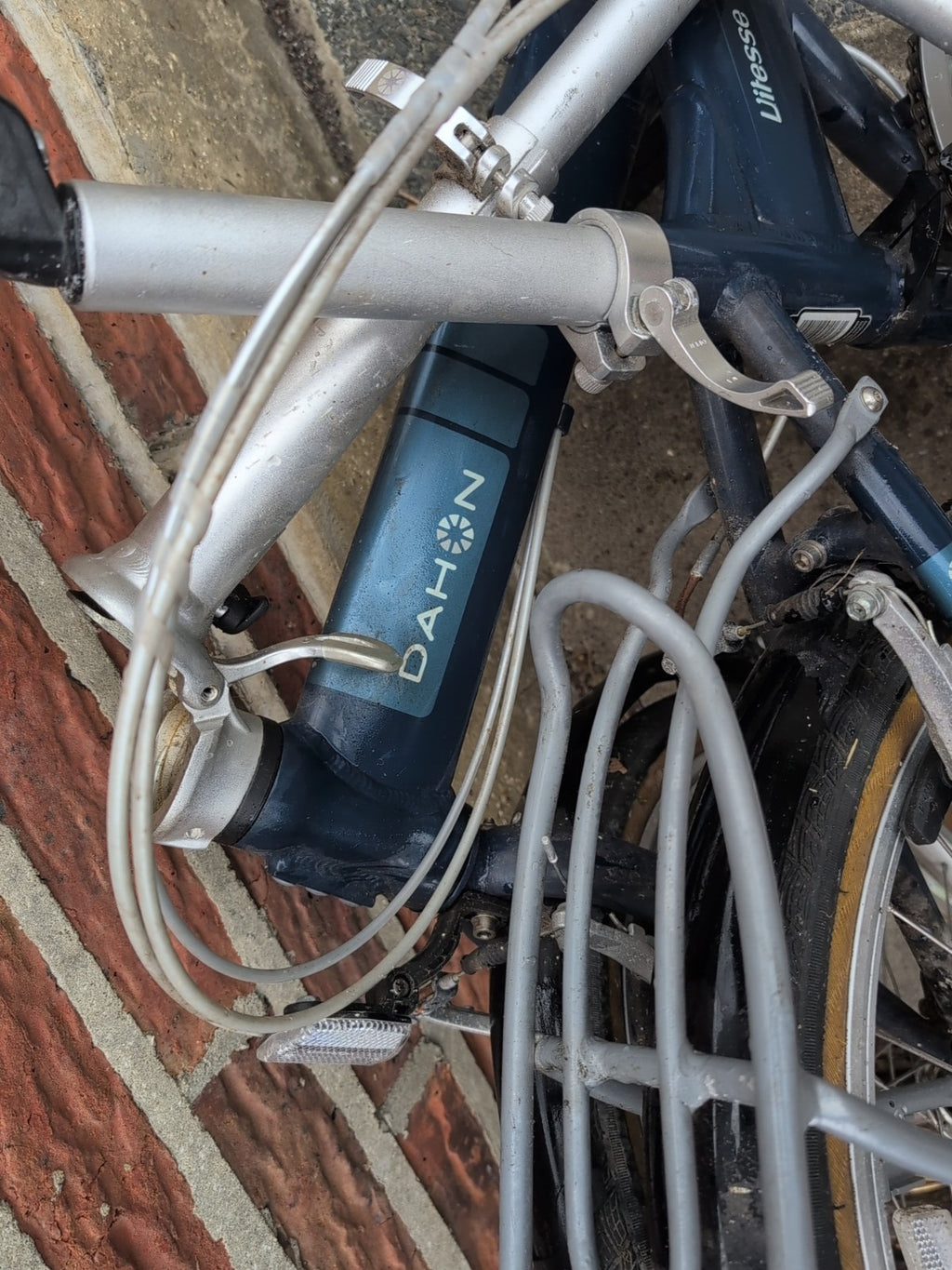 Dahon Vitesse Folding Bike Blue, Seven Gears