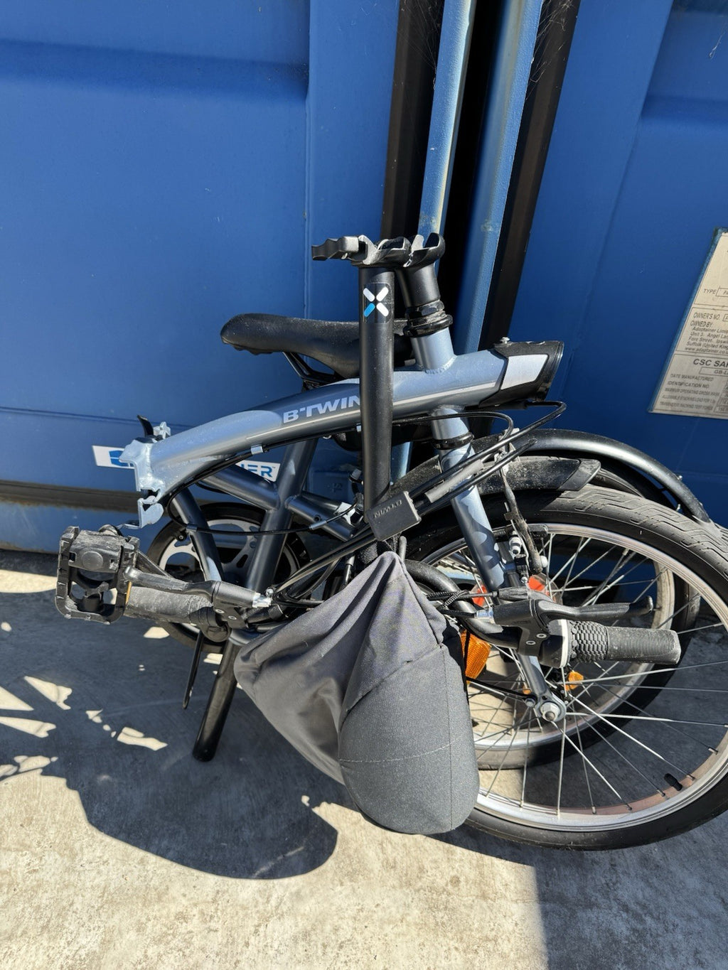 B'Twin Tilt 120 Folding Bike - Grey - in excellent condition