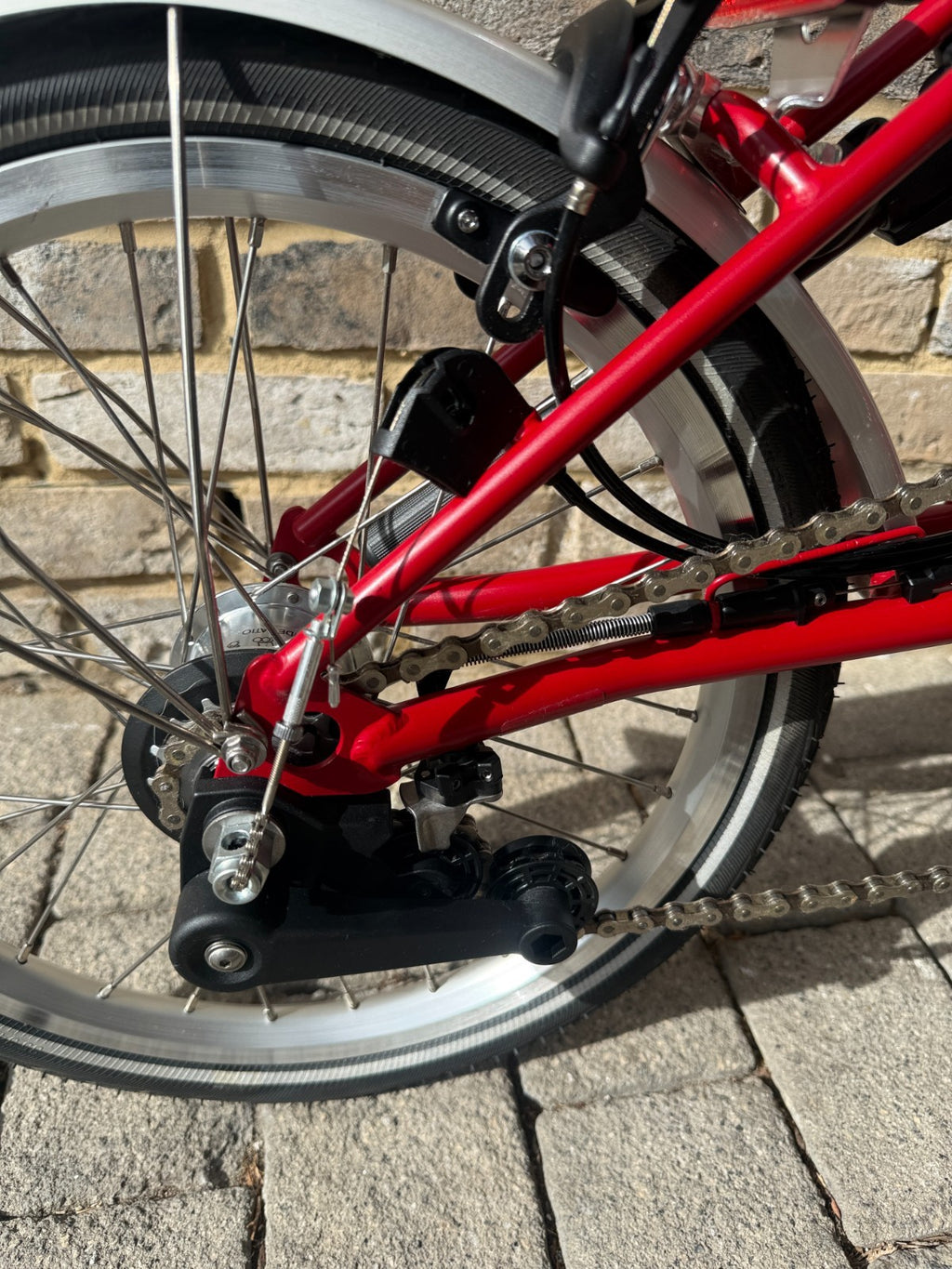 Brompton House Red C Line Explore Mid M6L - WORLDWIDE SHIPPING - A+ Condition