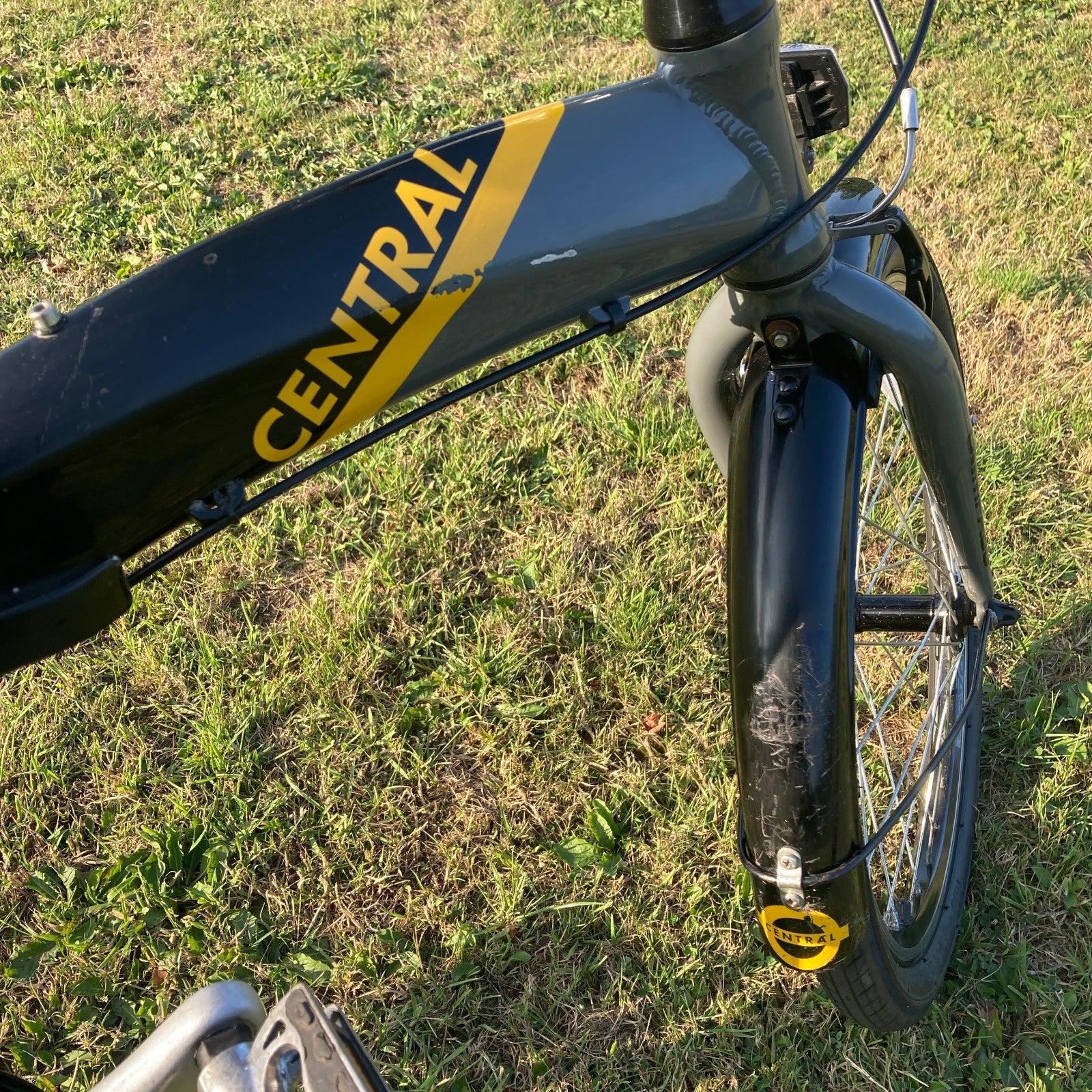Compass Central Folding Bike 20in 7-speed RevoShift Shimano Gears - Alloy Frame