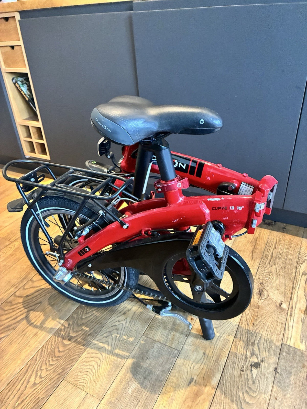 Dahon Curve i3 16in Folding Bike 3-Speed Hub Gears Rack Mudguards Red/Black