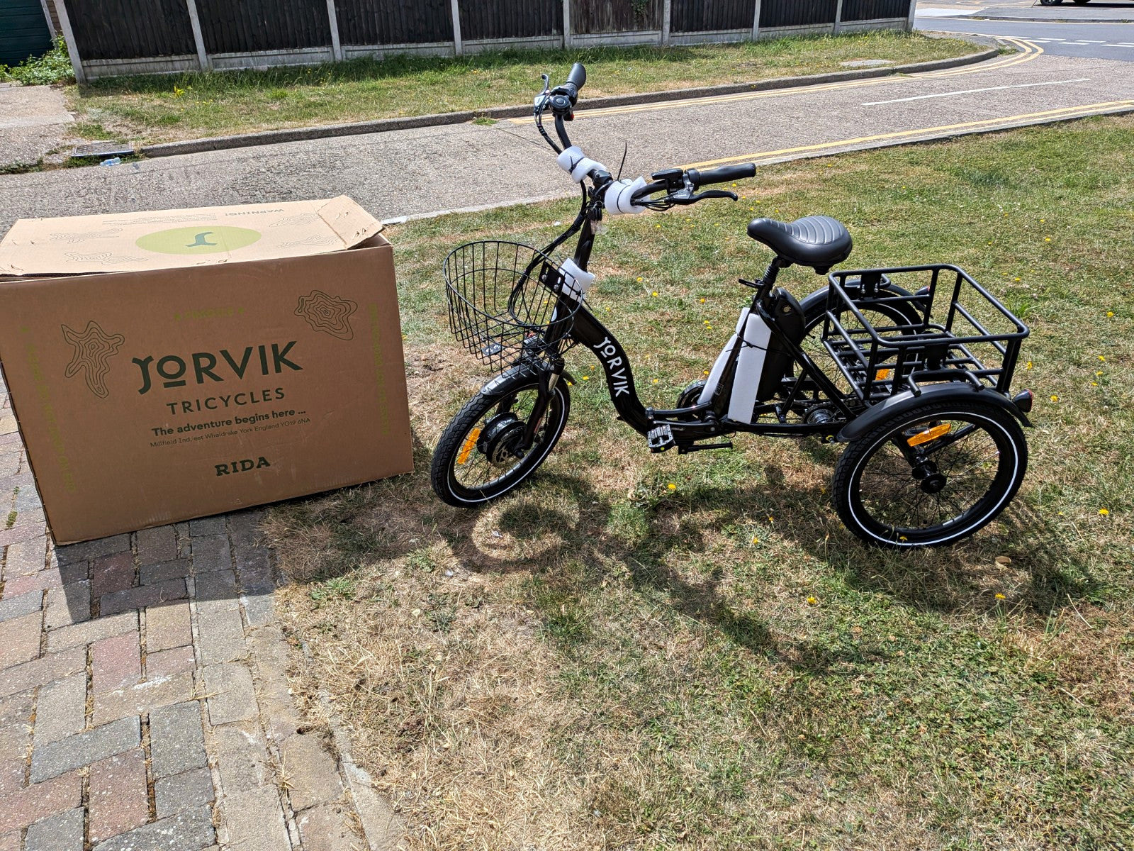 Jorvik Rida Folding Tricycle E-Trike Black, BRAND NEW, DELIVERY