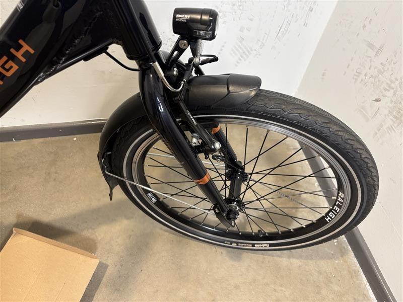 Raleigh Stow-E-Way 20" Folding Bike - Missing Battery