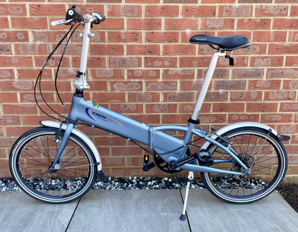 Folding Bike Trek F400 Navigator lightweight commuter designed by Dahon.