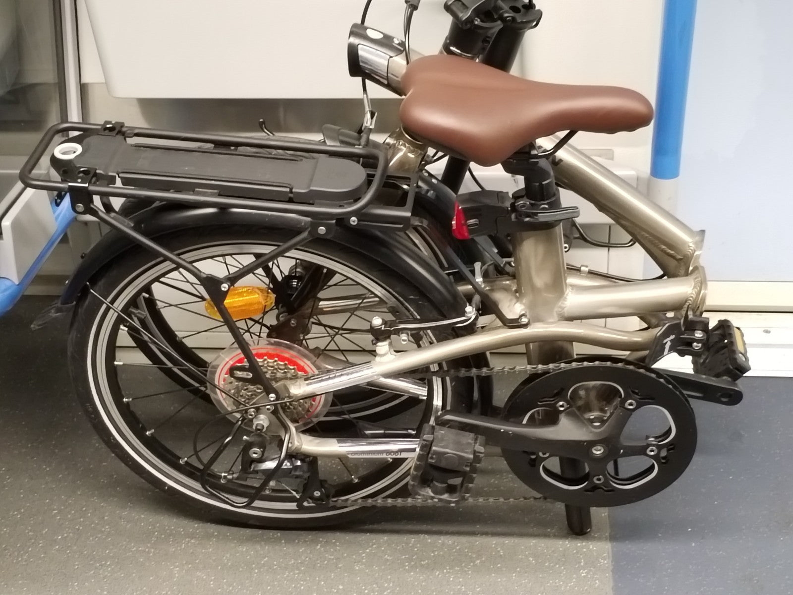 Btwin Tilt 900 Folding Bike