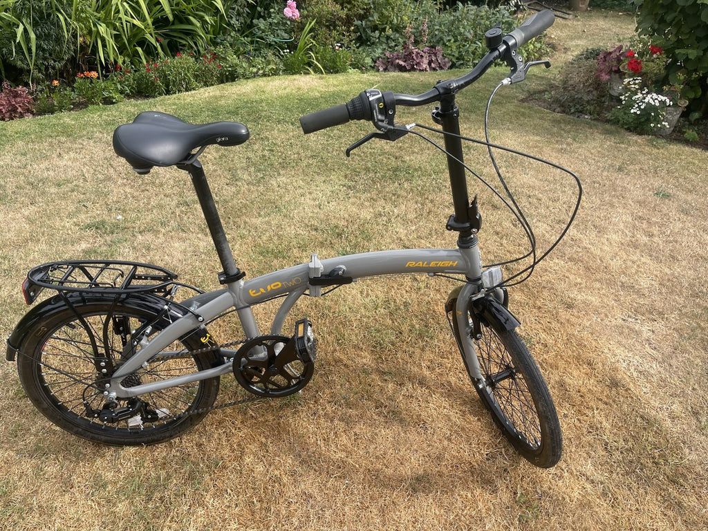 Raleigh Evo Two Folding Bike Excellent Condition Collection Only