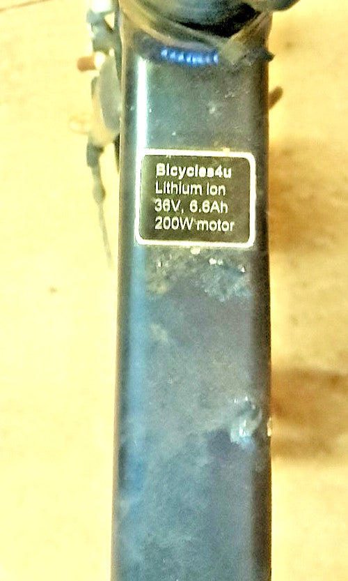 Folding bike with shaft drive
